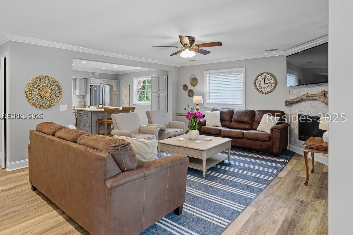 1 Sea Hawk Lane