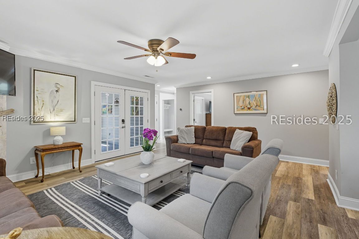 1 Sea Hawk Lane
