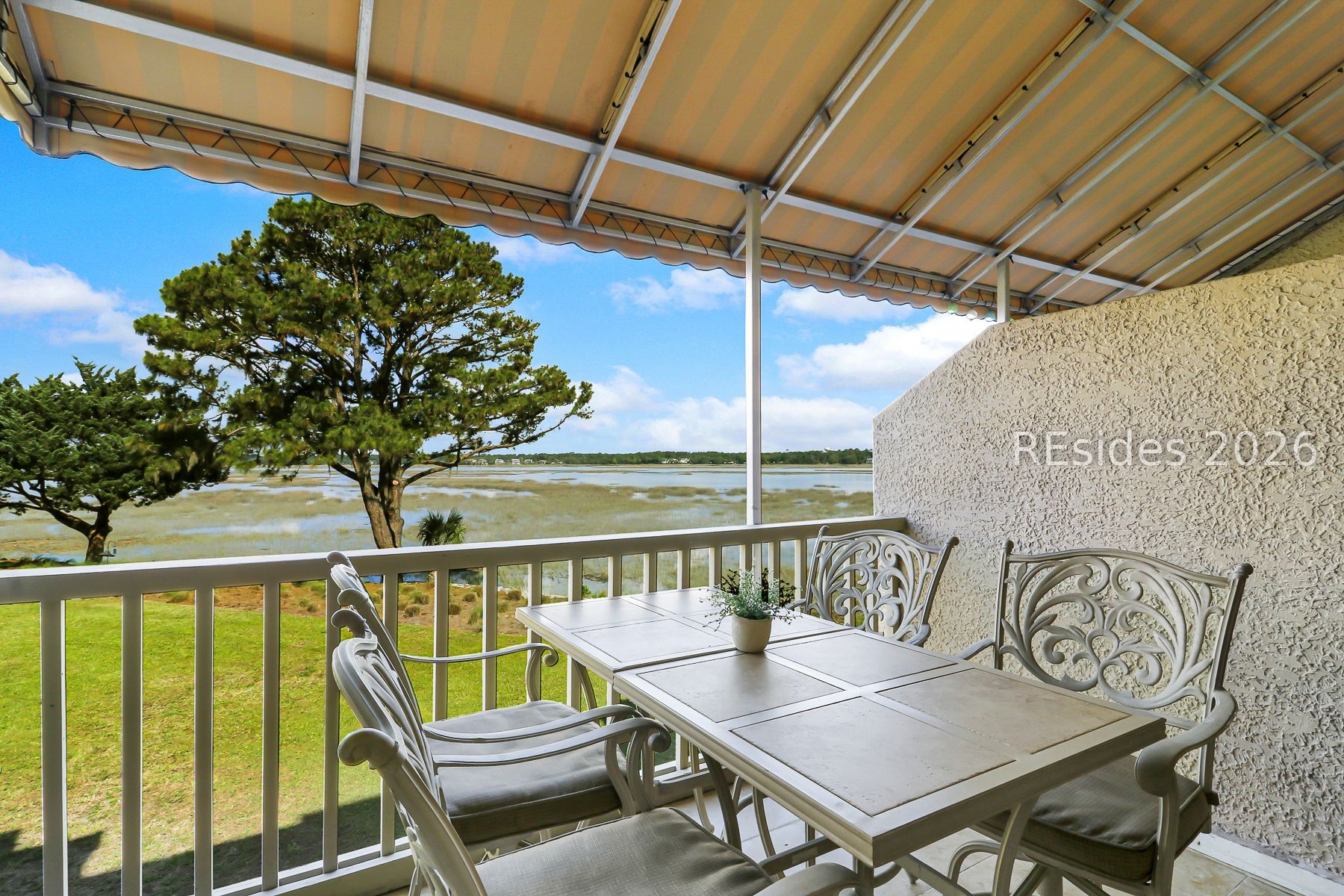 5 Newport Drive Unit: 1206