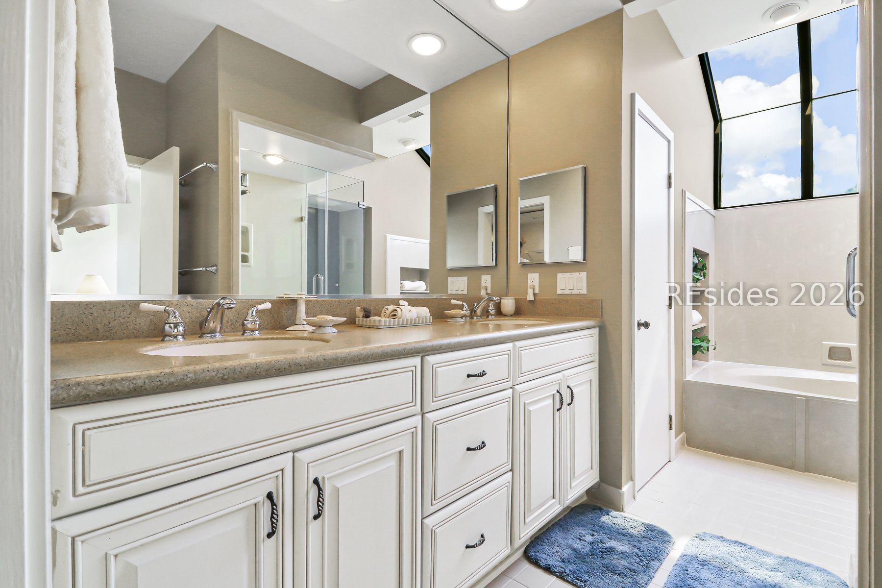 5 Newport Drive Unit: 1206