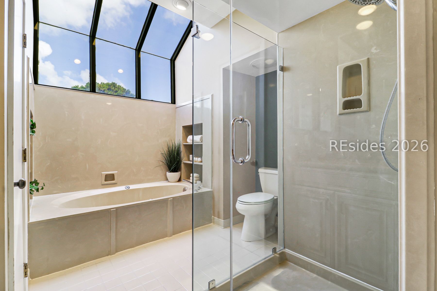 5 Newport Drive Unit: 1206