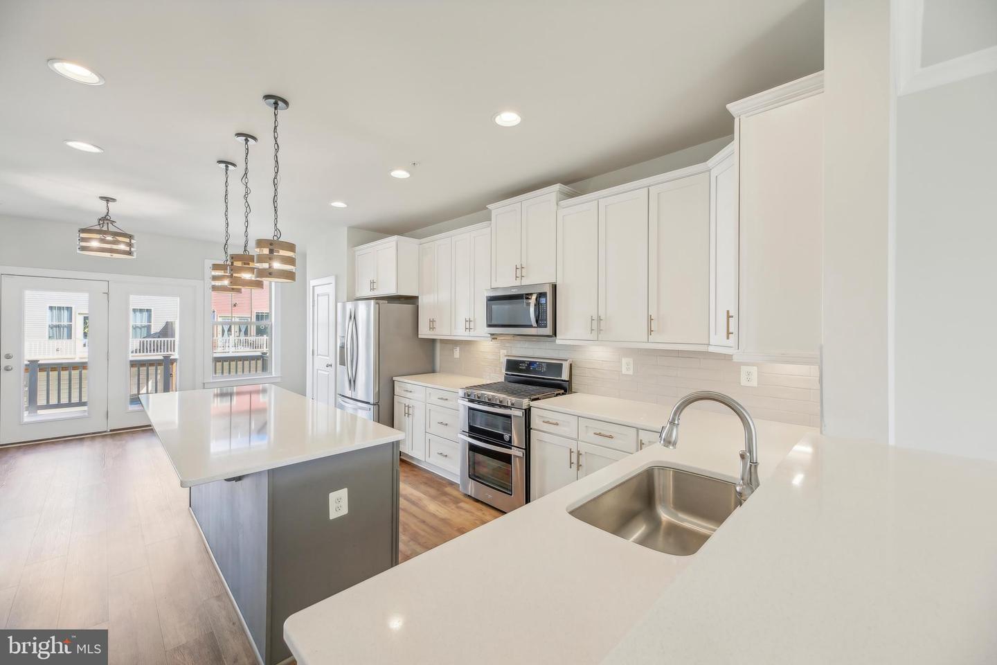 1107 Lawler Dr