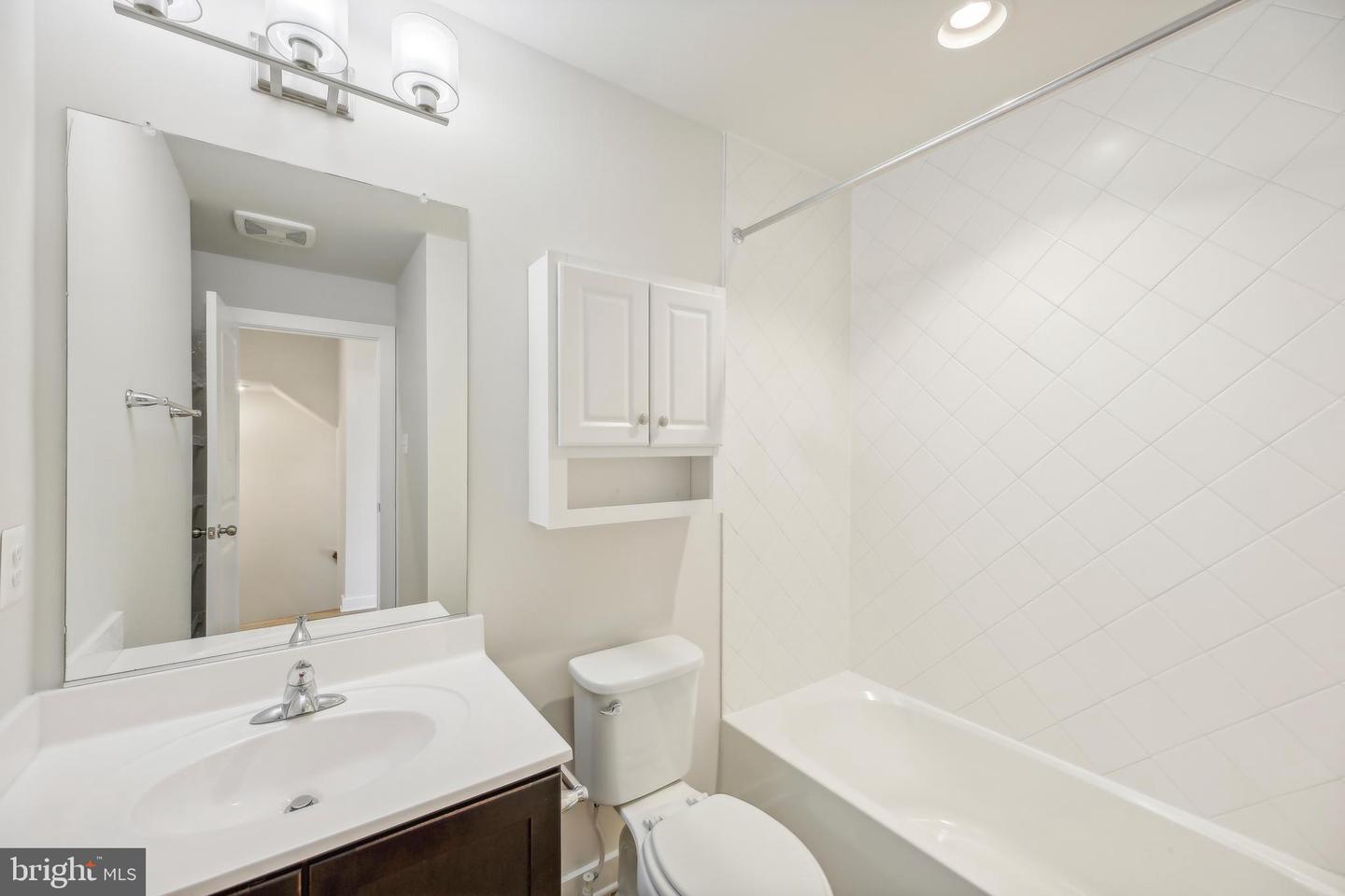 1107 Lawler Dr