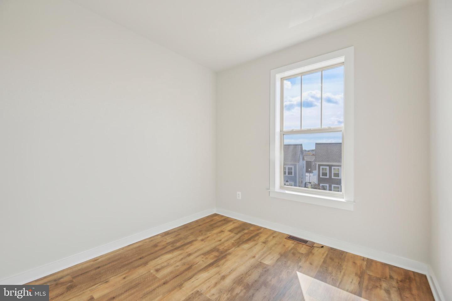 1107 Lawler Dr