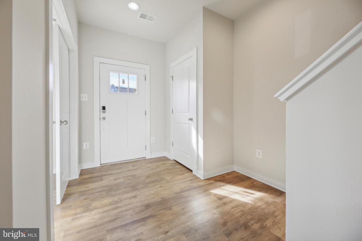 1107 Lawler Dr
