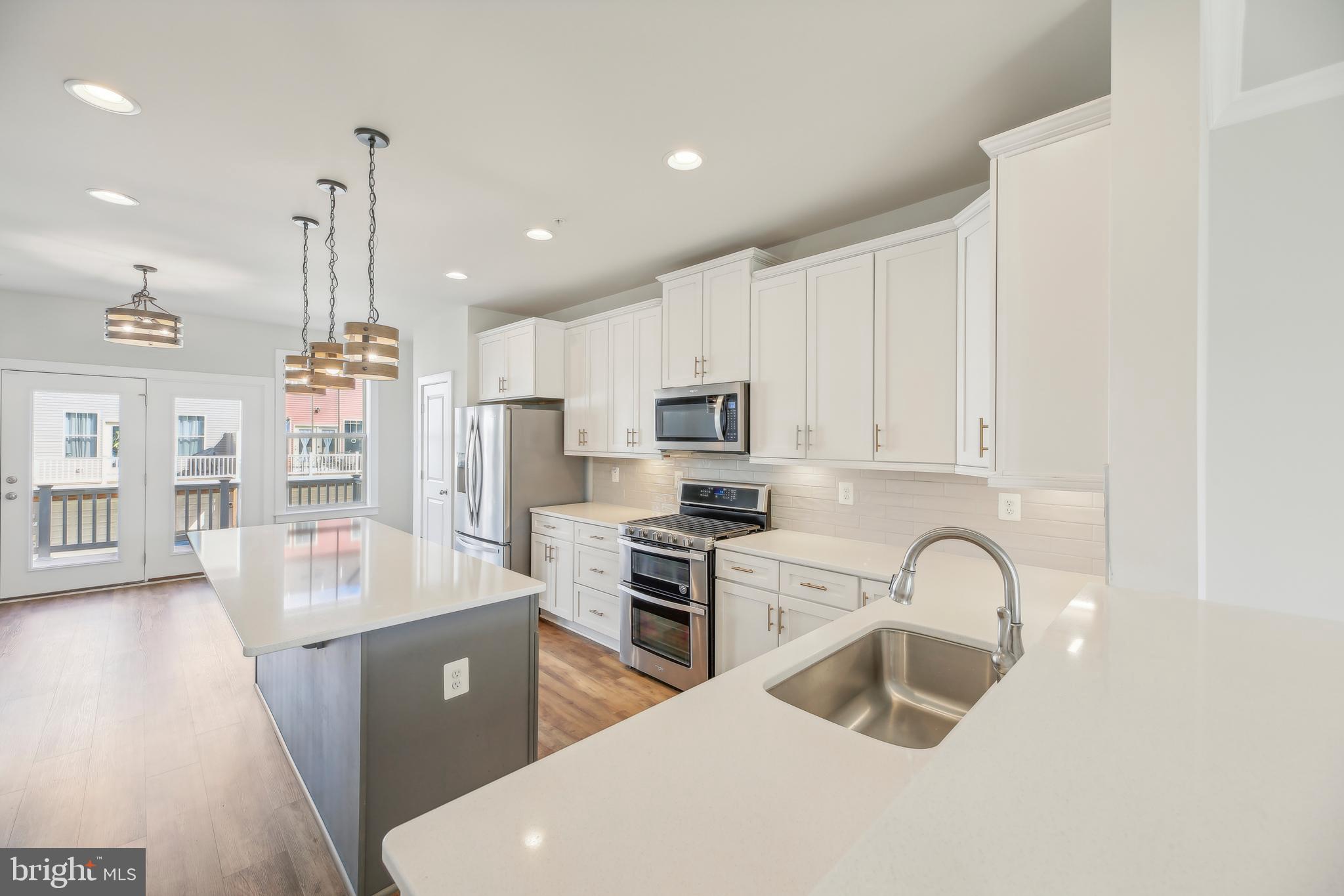 1107 Lawler Dr