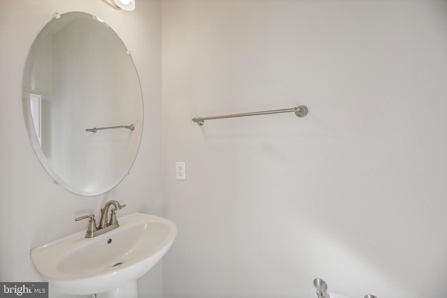1107 Lawler Dr