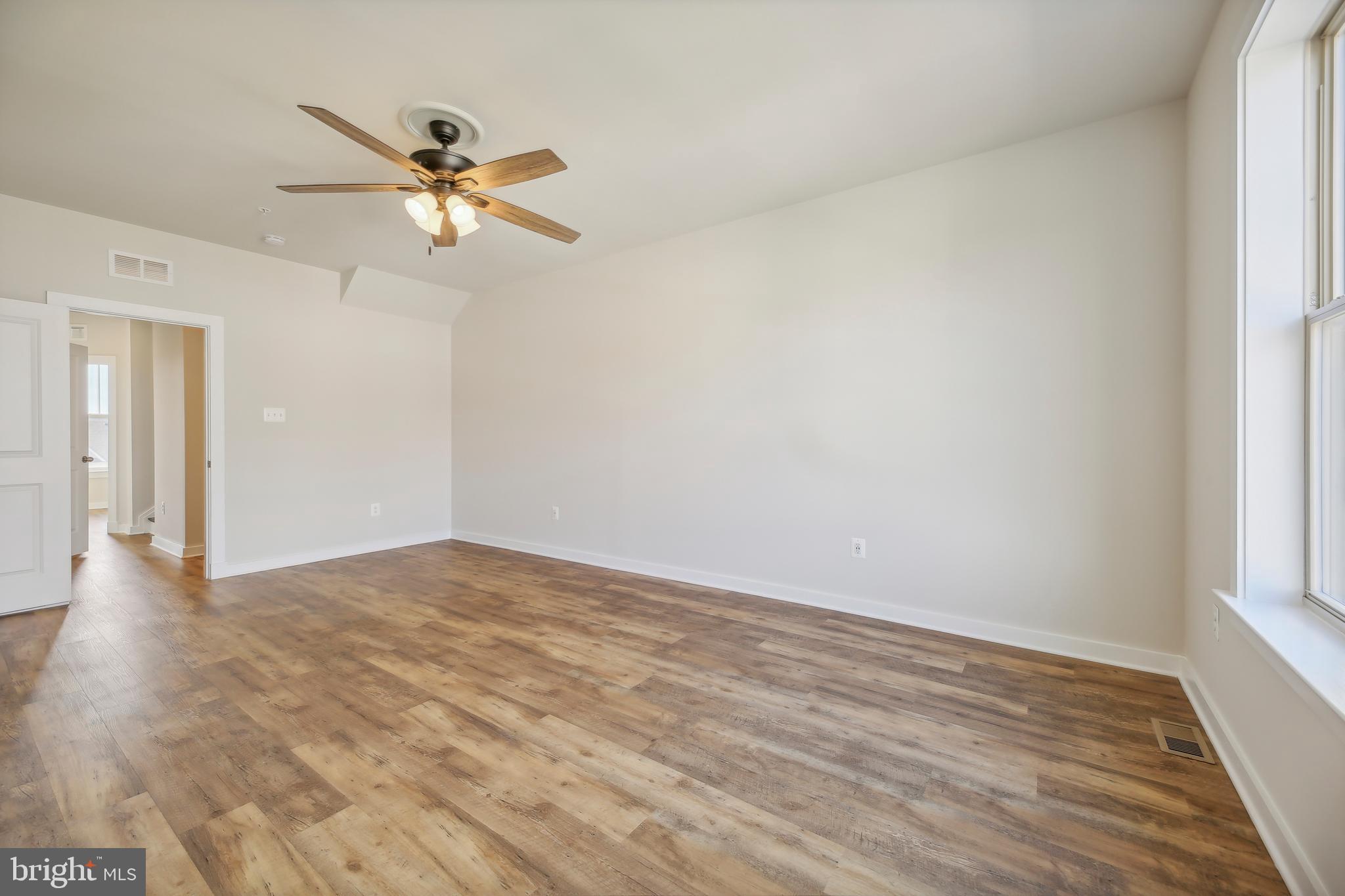1107 Lawler Dr