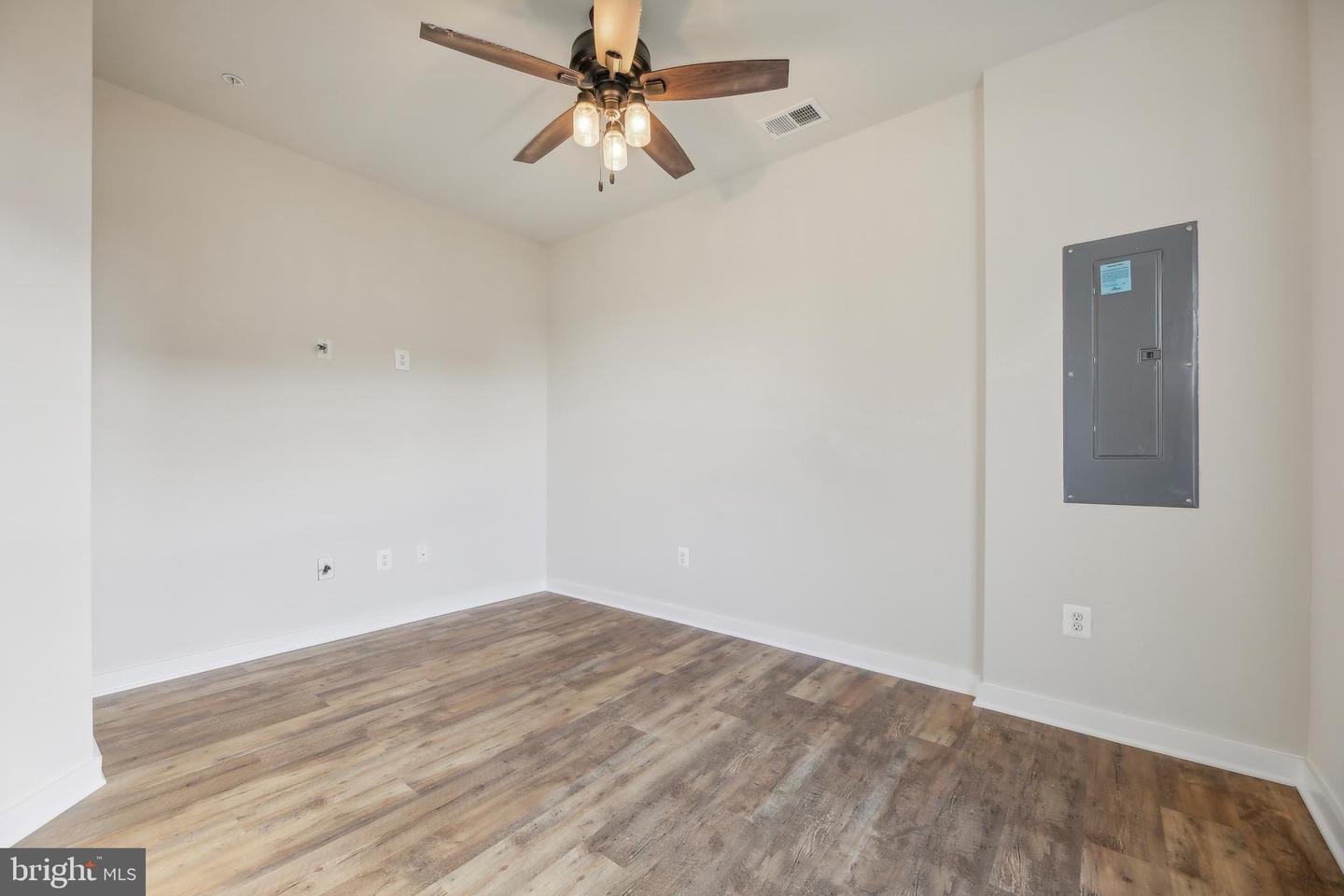 1107 Lawler Dr