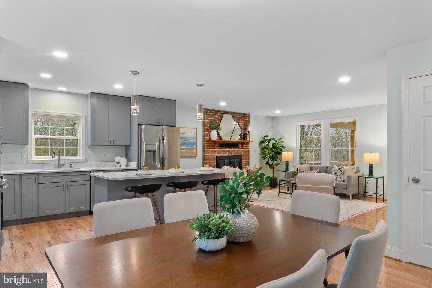 4739 Ford Fields Rd