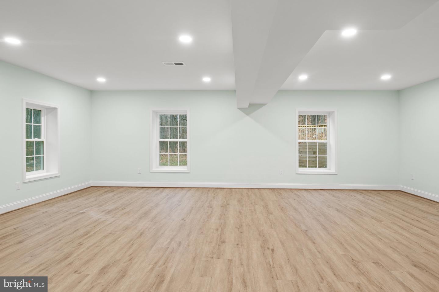 4739 Ford Fields Rd