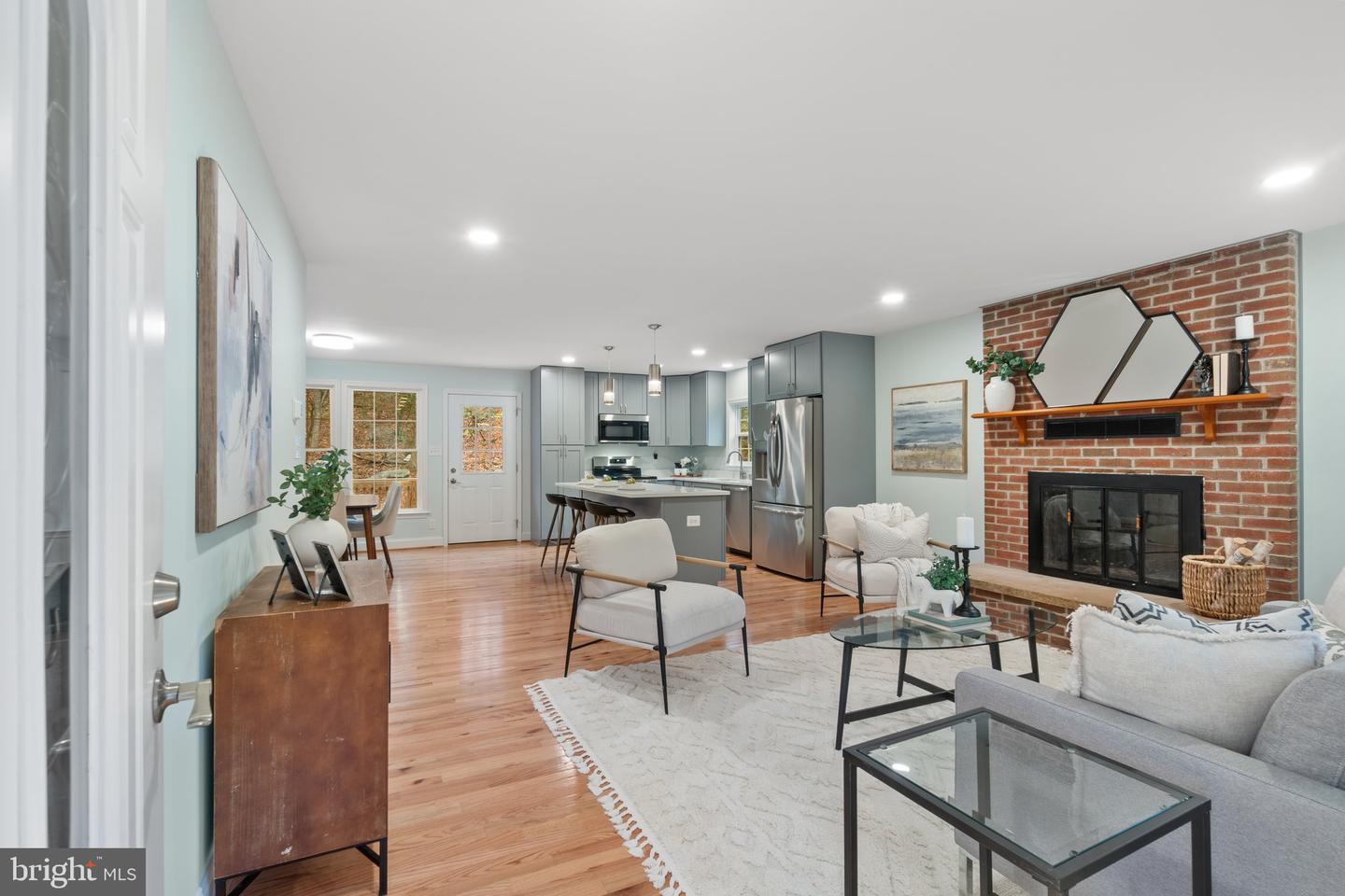 4739 Ford Fields Rd
