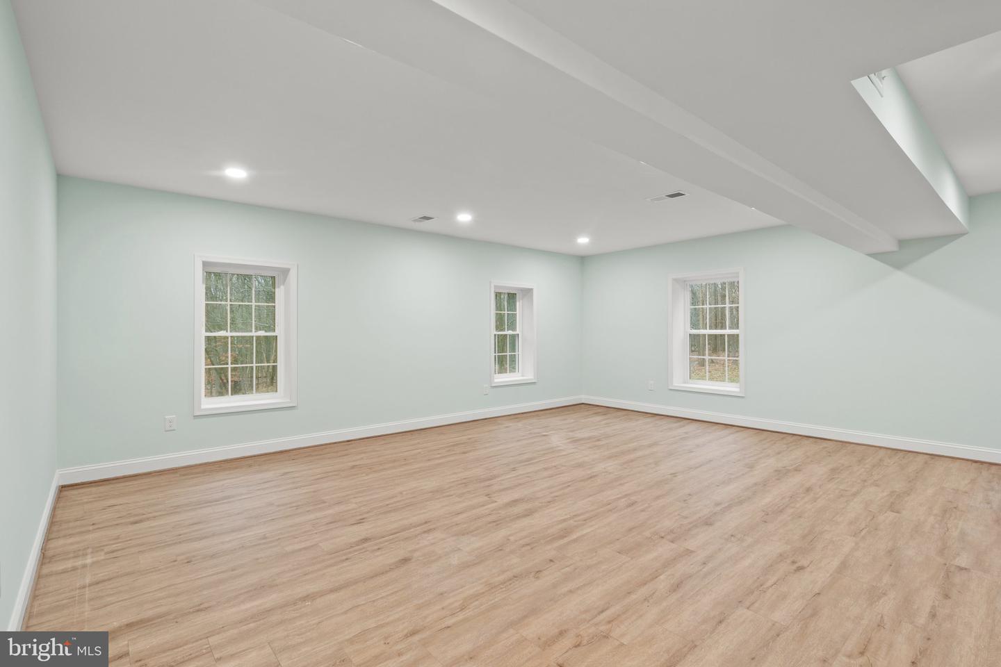 4739 Ford Fields Rd