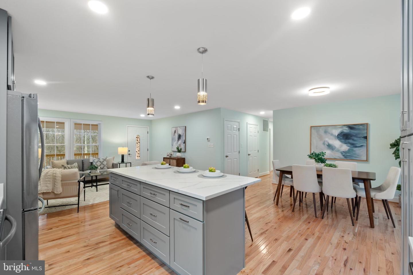 4739 Ford Fields Rd