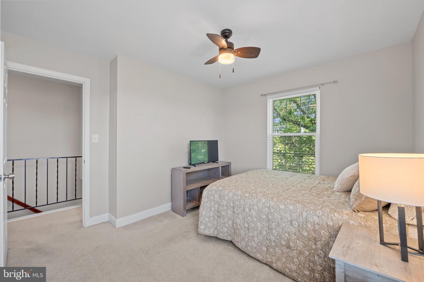 585 Lancaster Pl