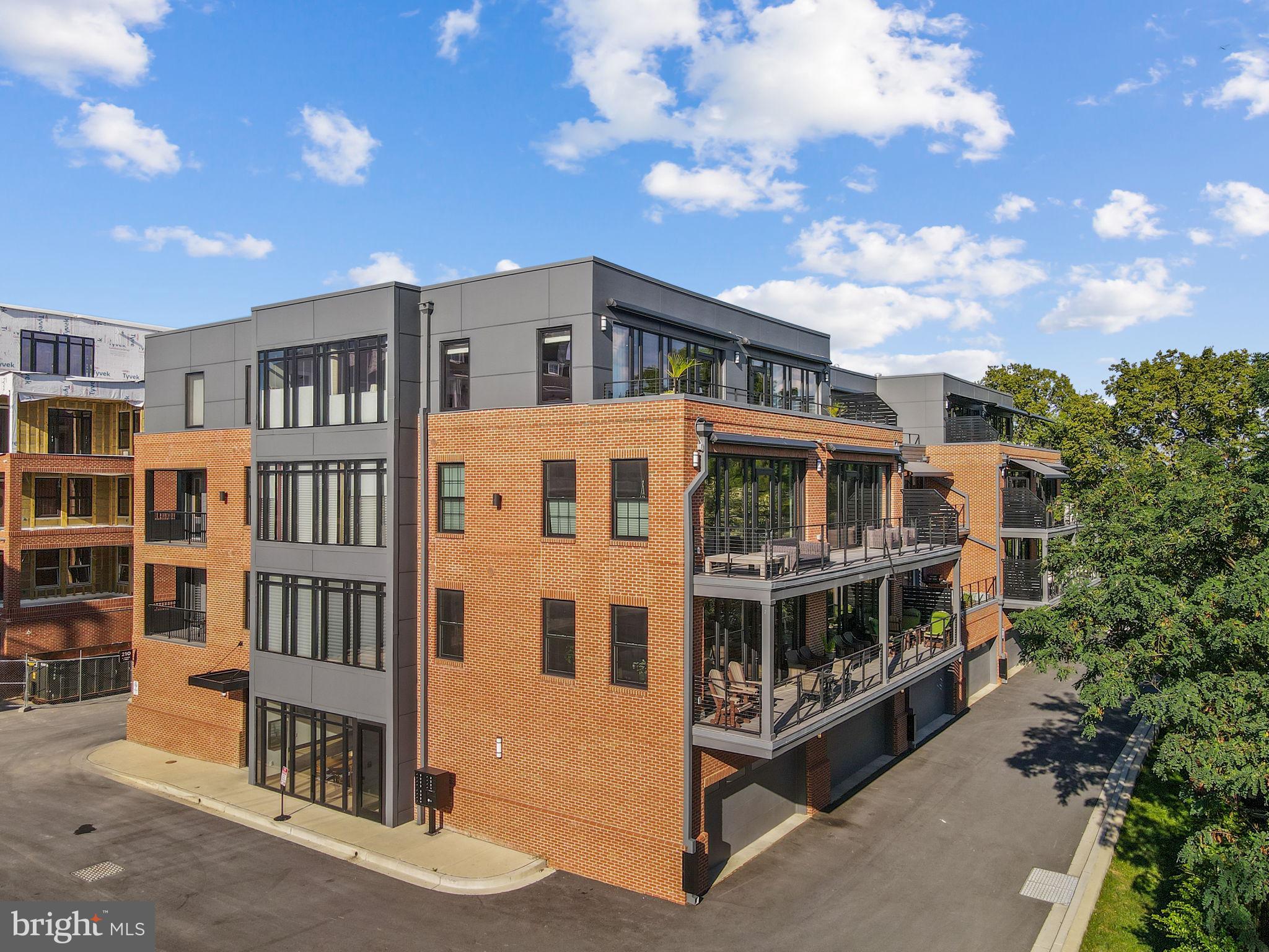 210 SECOND STREET E 402