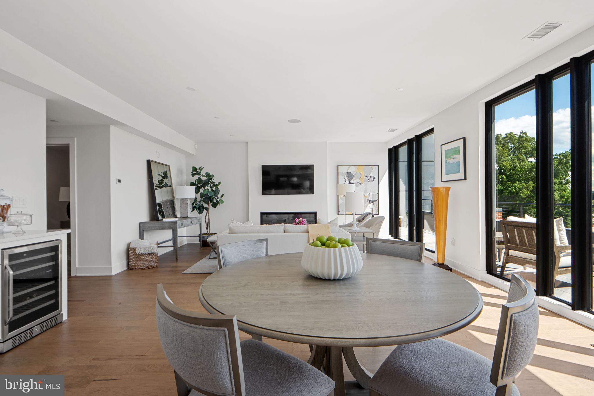 210 SECOND STREET E 402