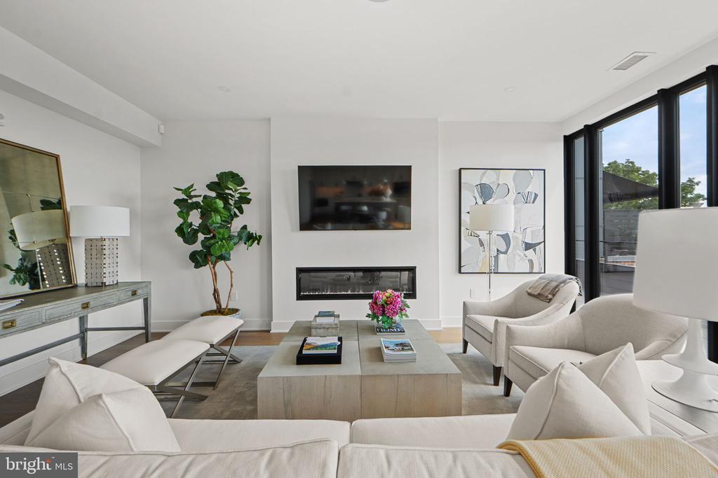 210 SECOND STREET E 402