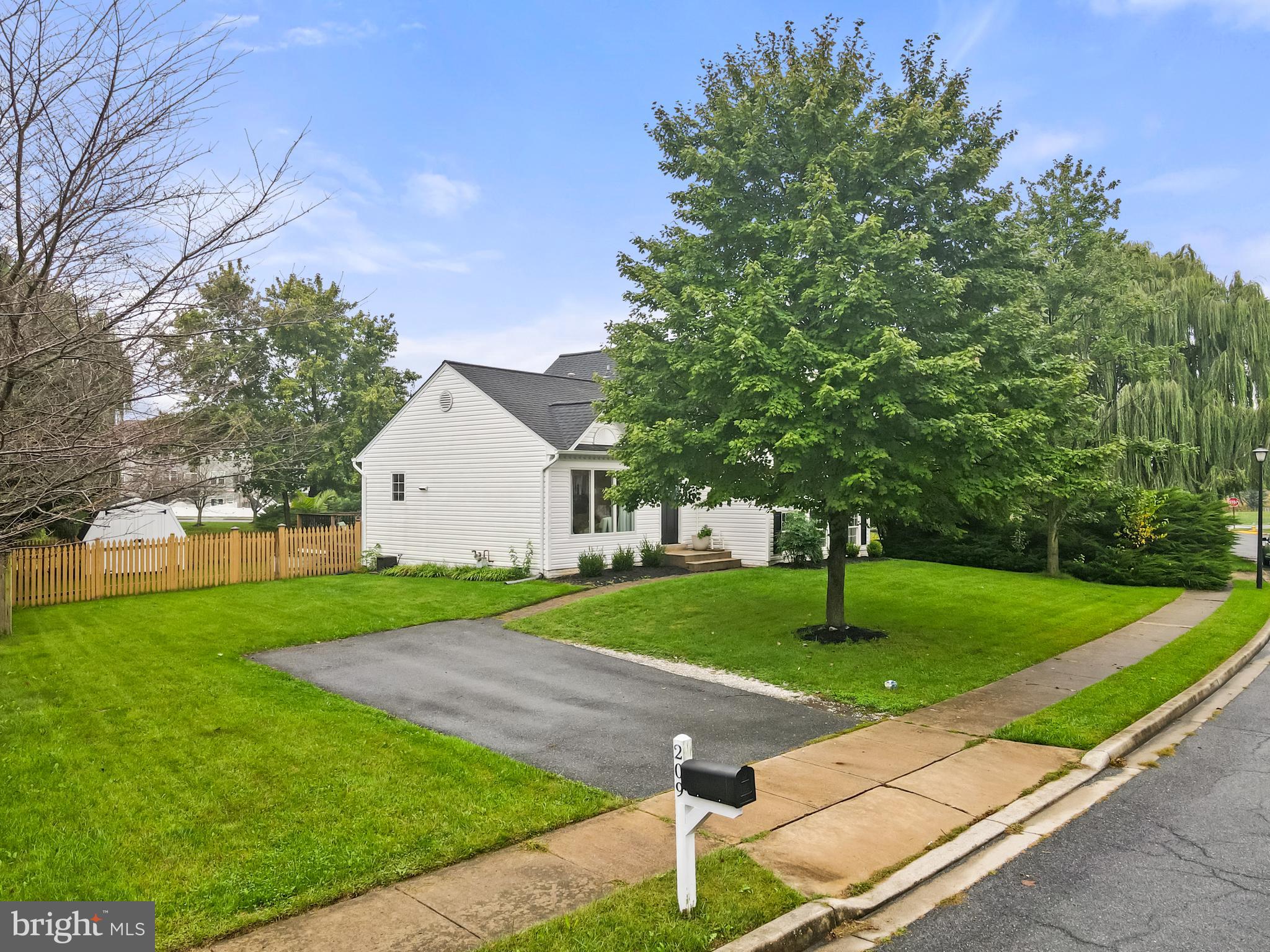 209 SILVER STONE DRIVE