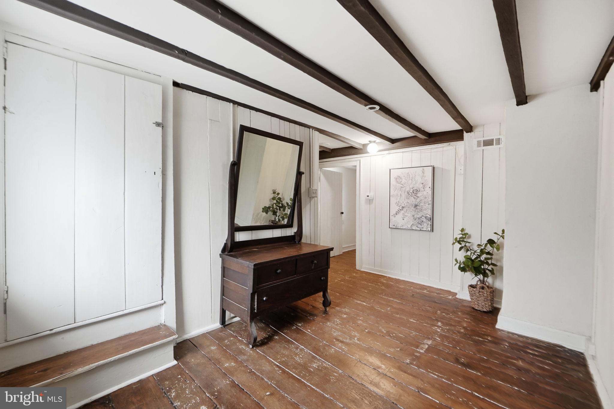 7456 EYLERS VALLEY FLINT ROAD