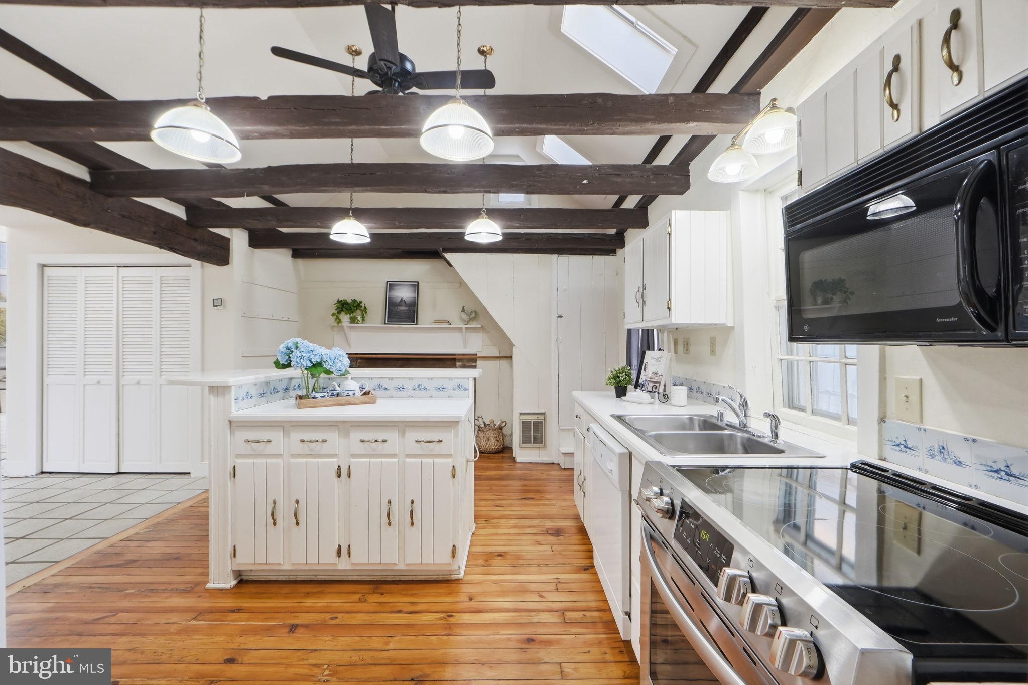 7456 EYLERS VALLEY FLINT ROAD