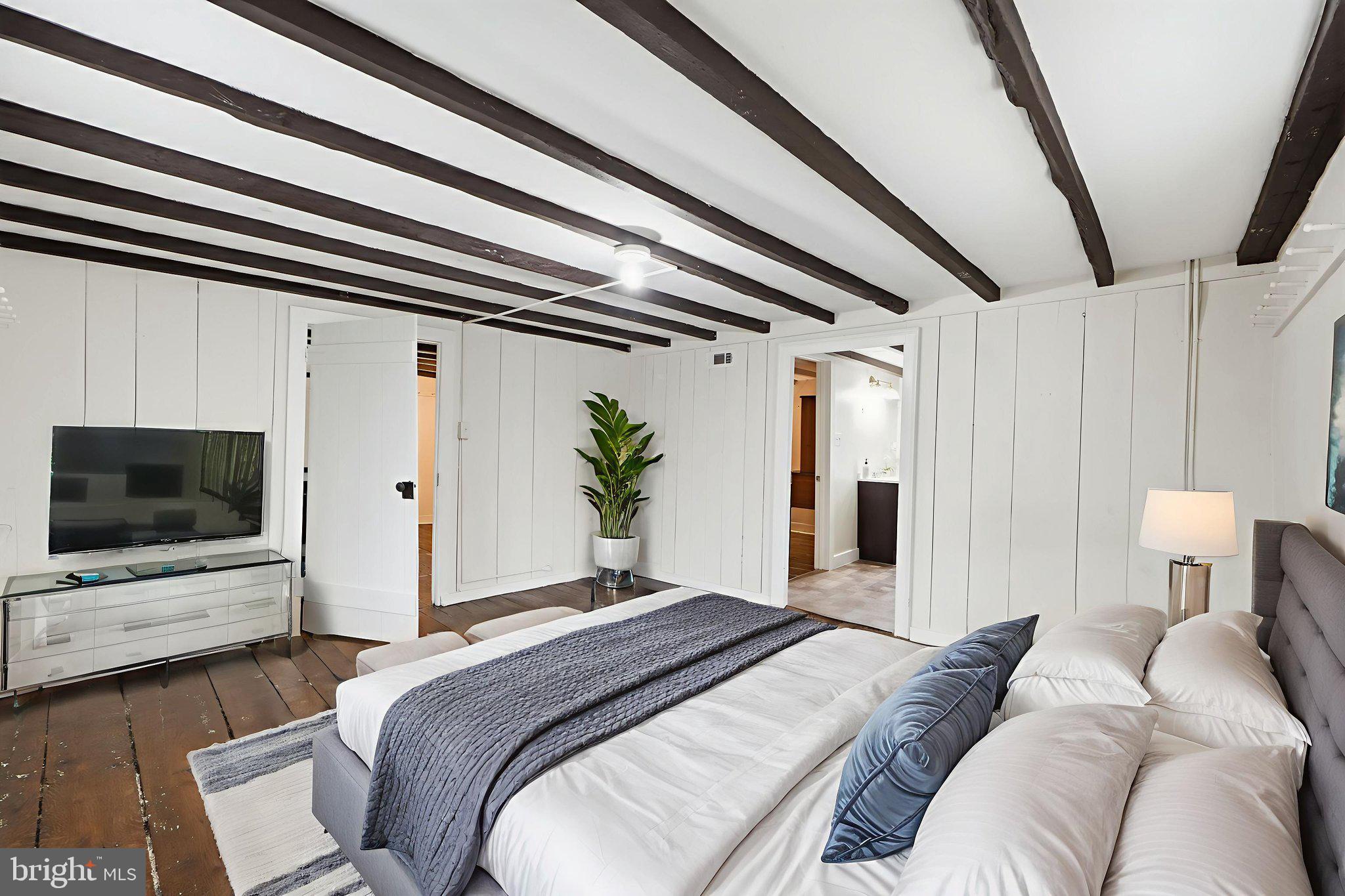 7456 EYLERS VALLEY FLINT ROAD