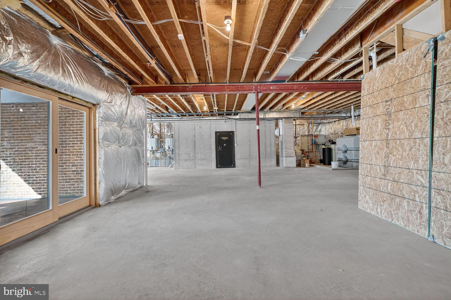 4803 SMOKEY COURT
