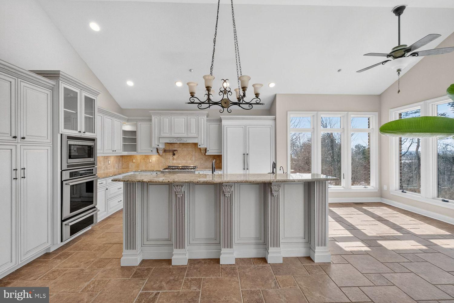 4803 SMOKEY COURT