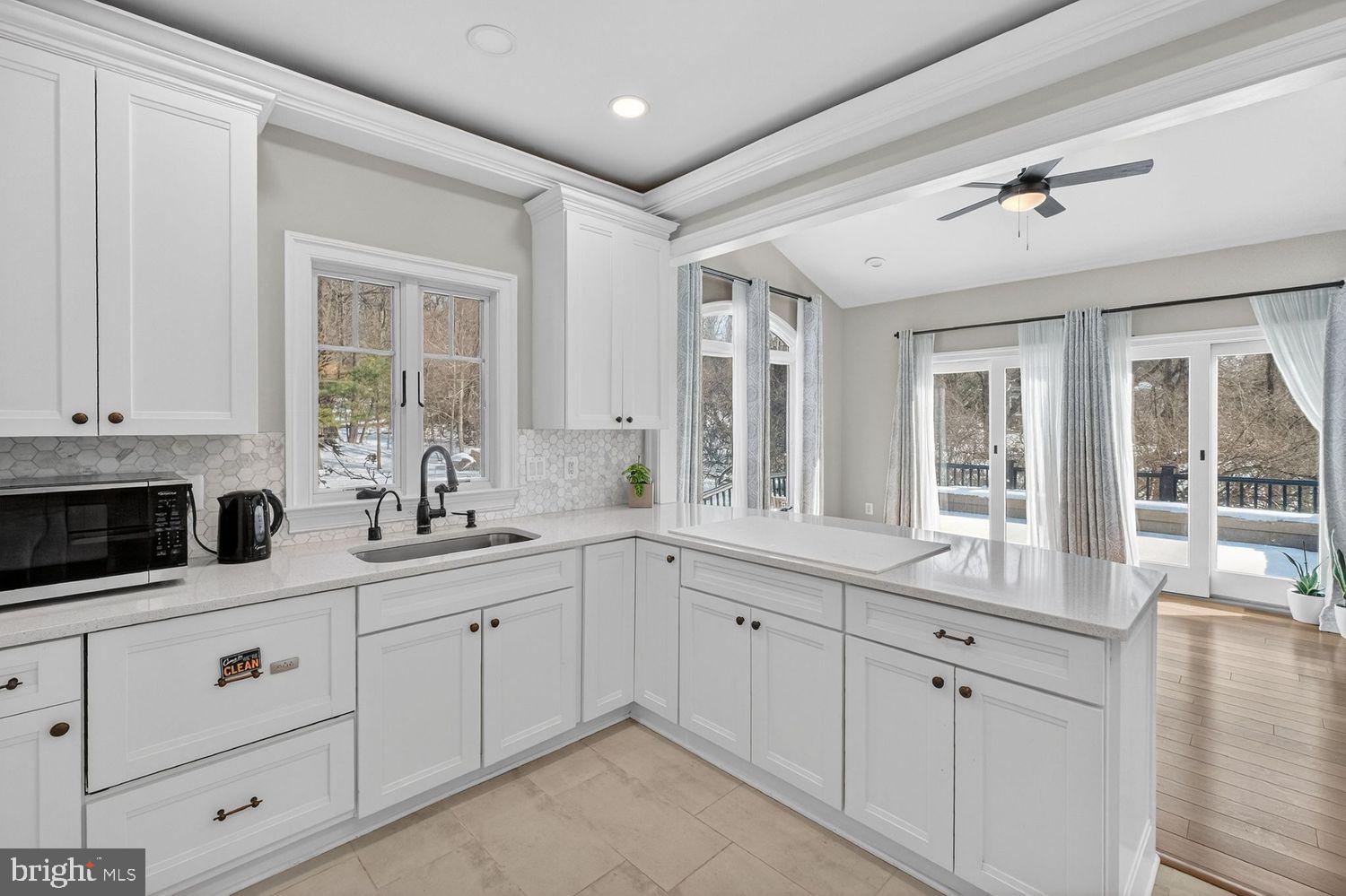 4803 SMOKEY COURT