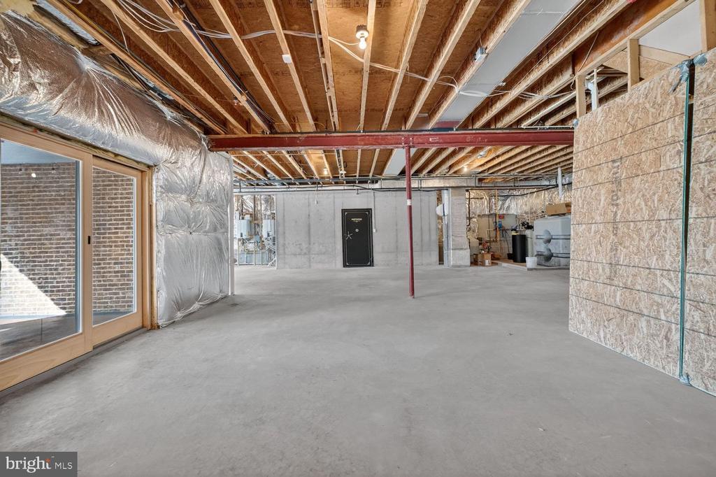 4803 SMOKEY COURT