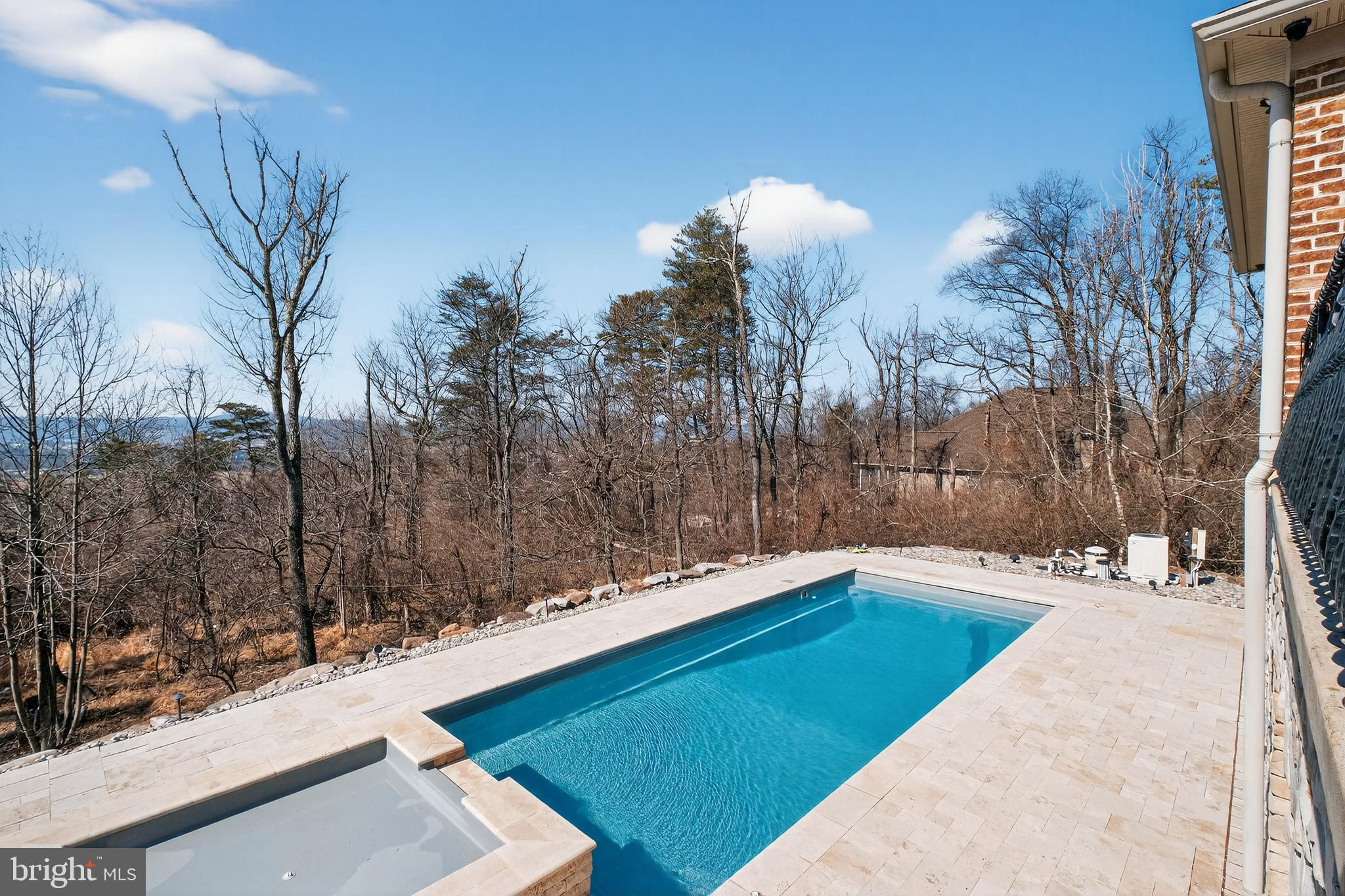 4803 SMOKEY COURT