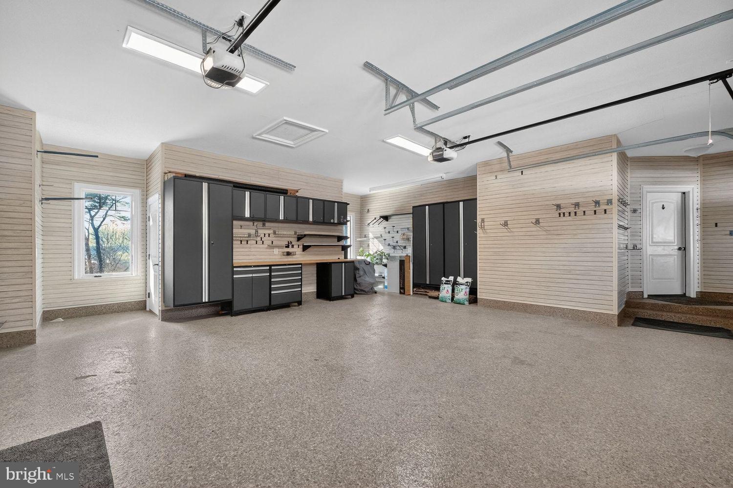 4803 SMOKEY COURT