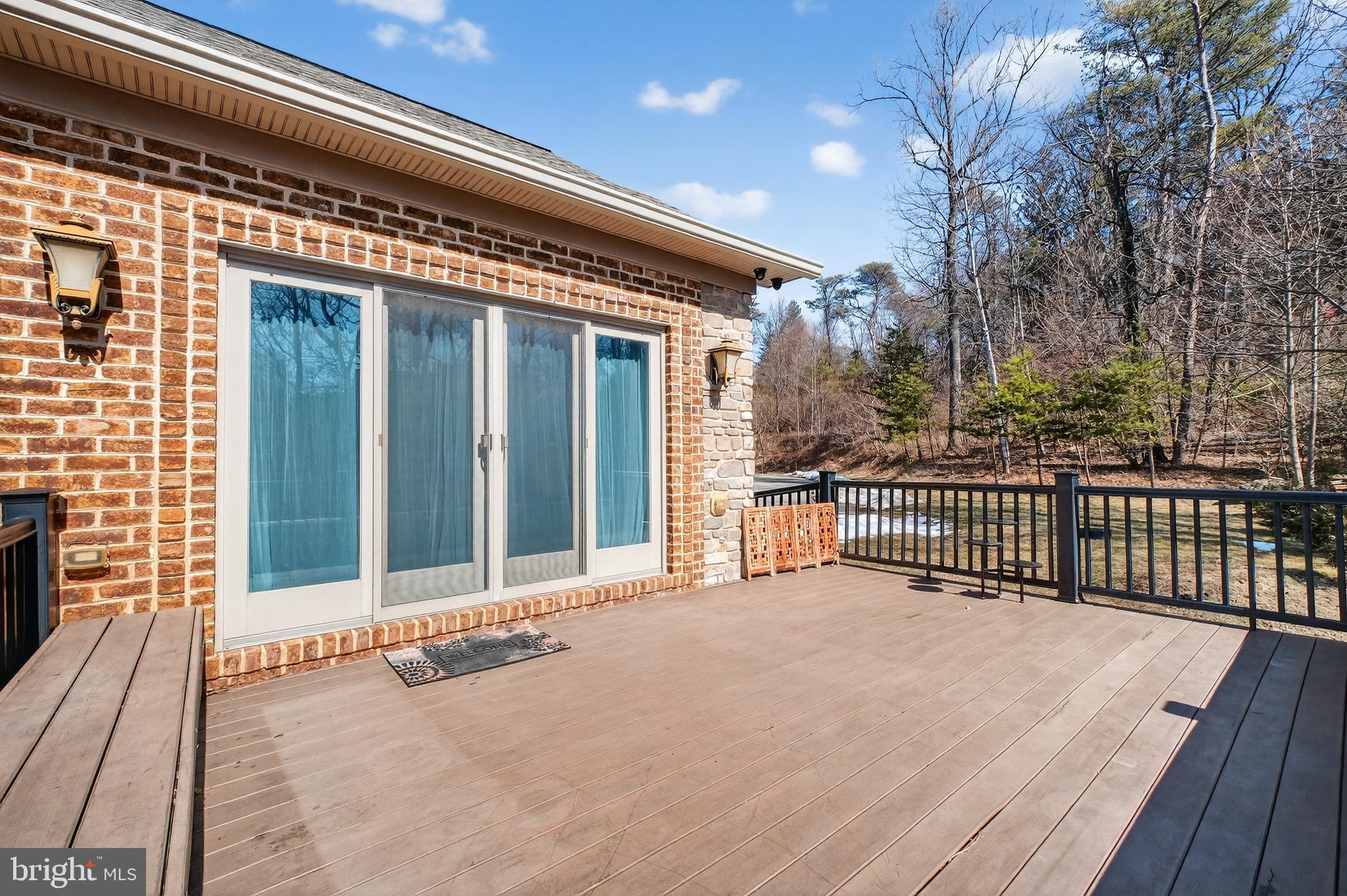 4803 SMOKEY COURT