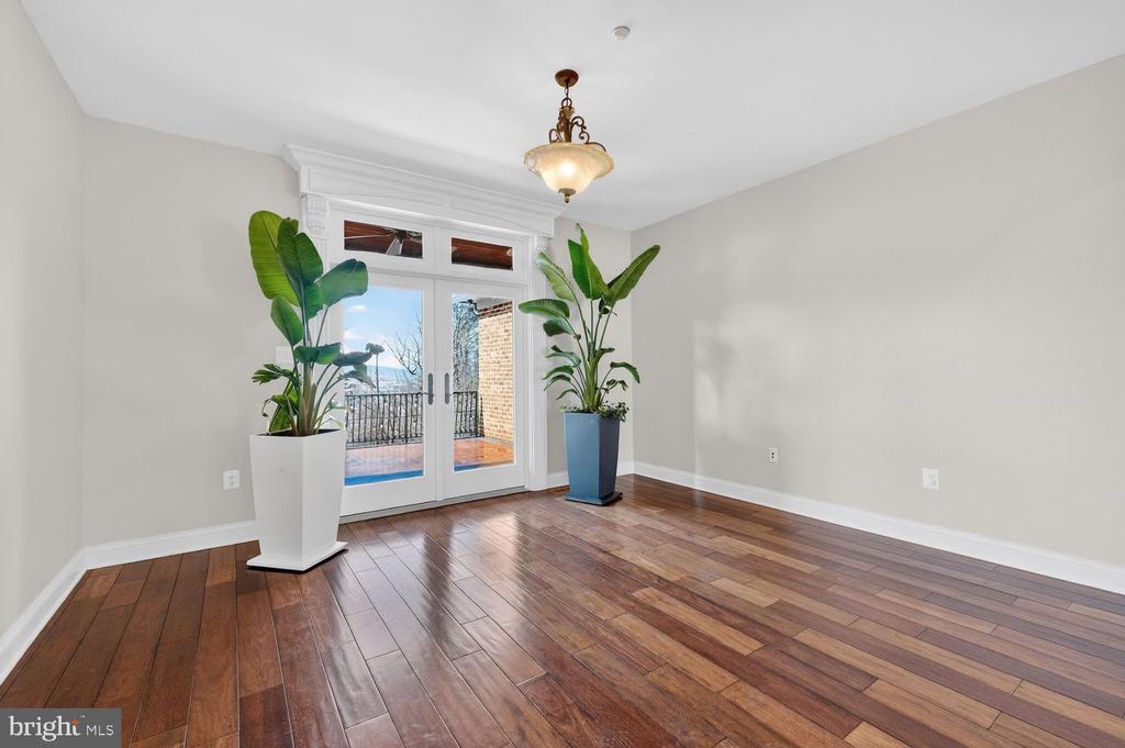 4803 SMOKEY COURT
