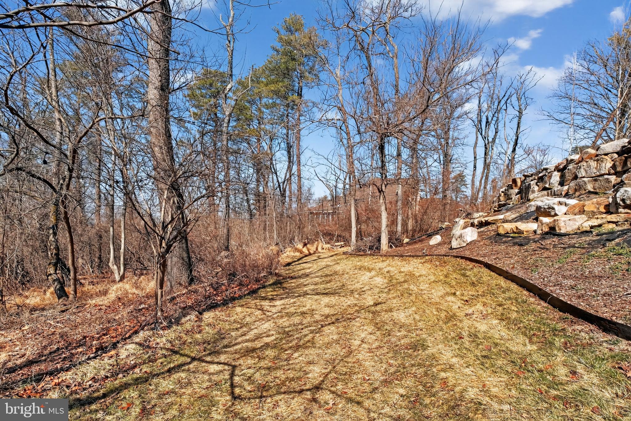 4803 SMOKEY COURT