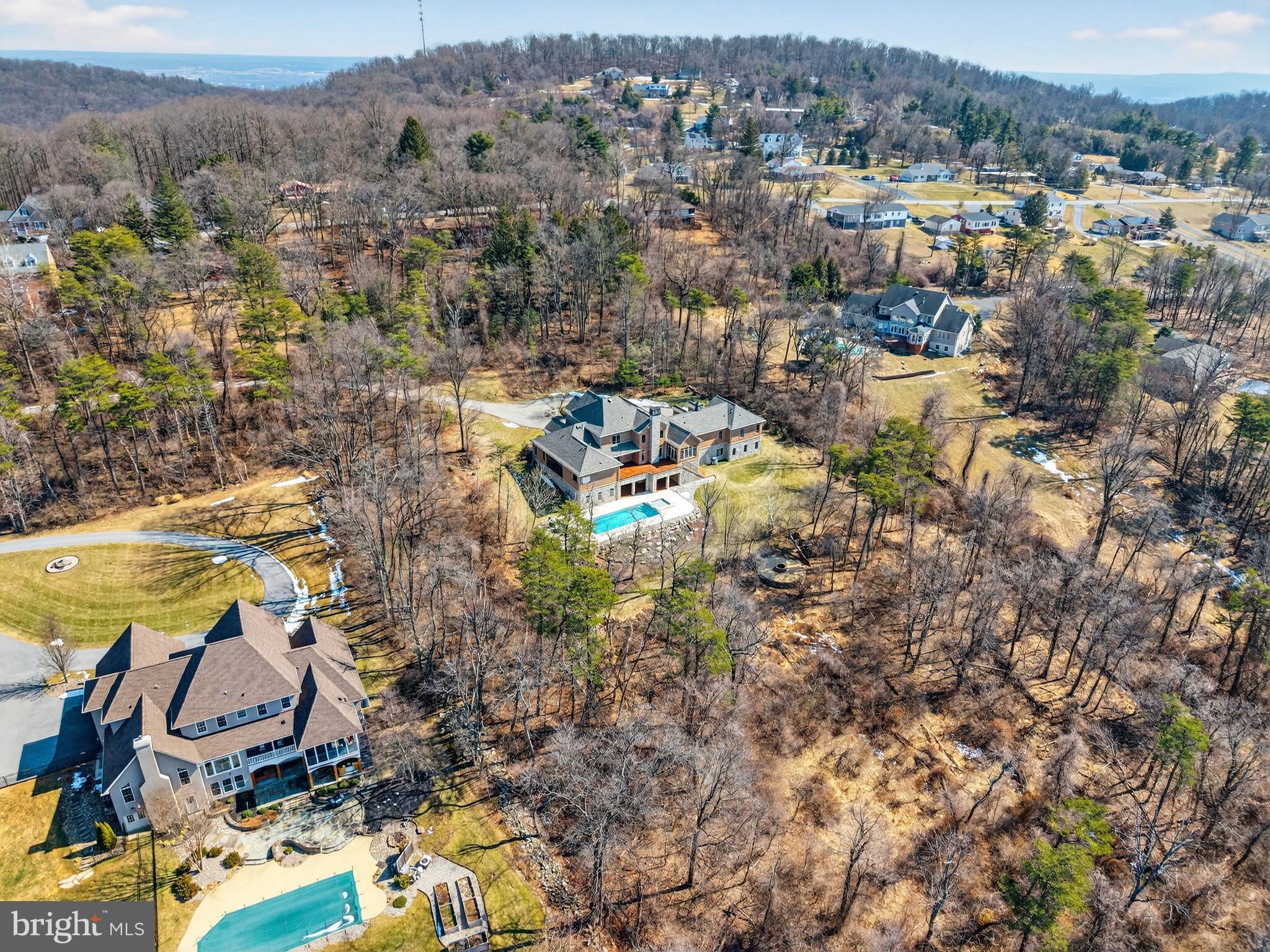 4803 SMOKEY COURT