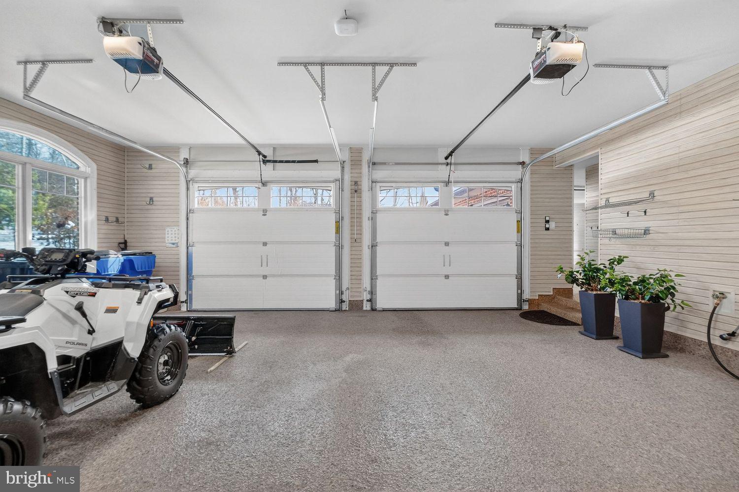 4803 SMOKEY COURT