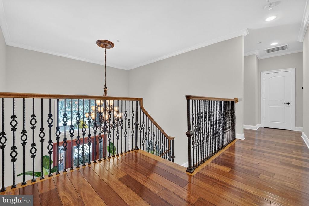 4803 SMOKEY COURT
