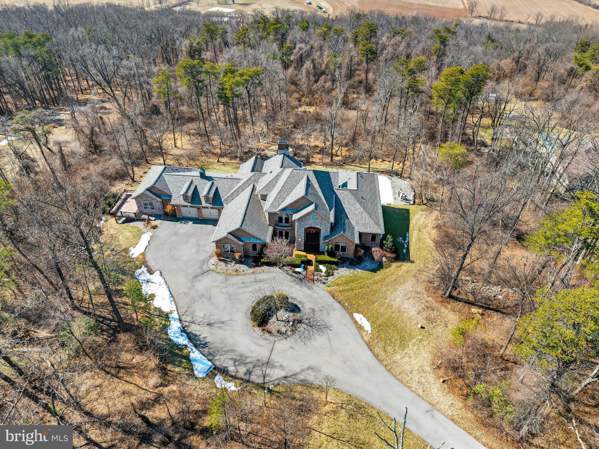 4803 SMOKEY COURT