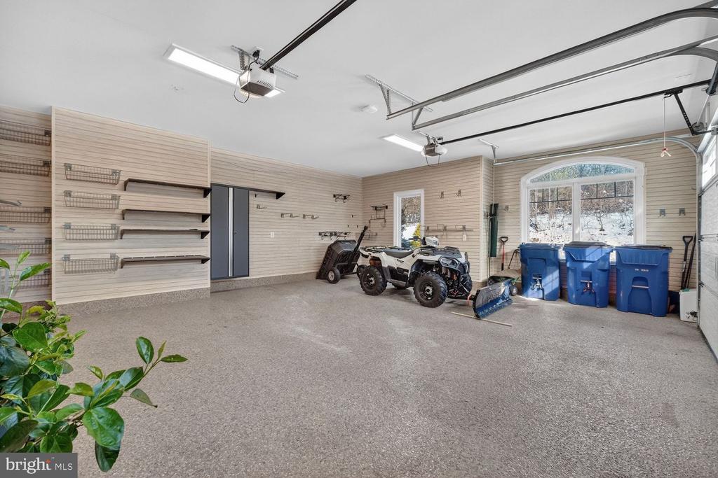 4803 SMOKEY COURT