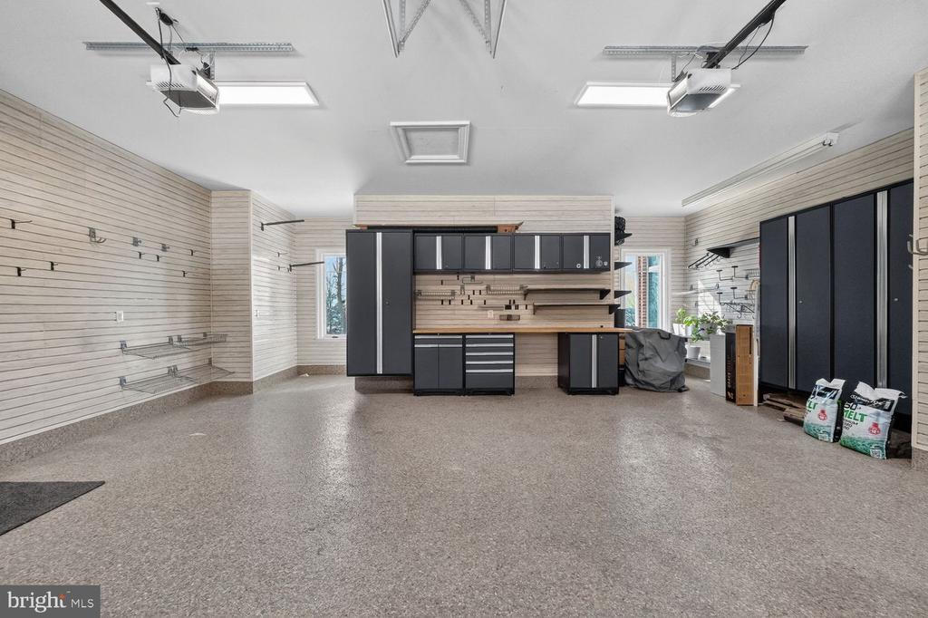 4803 SMOKEY COURT