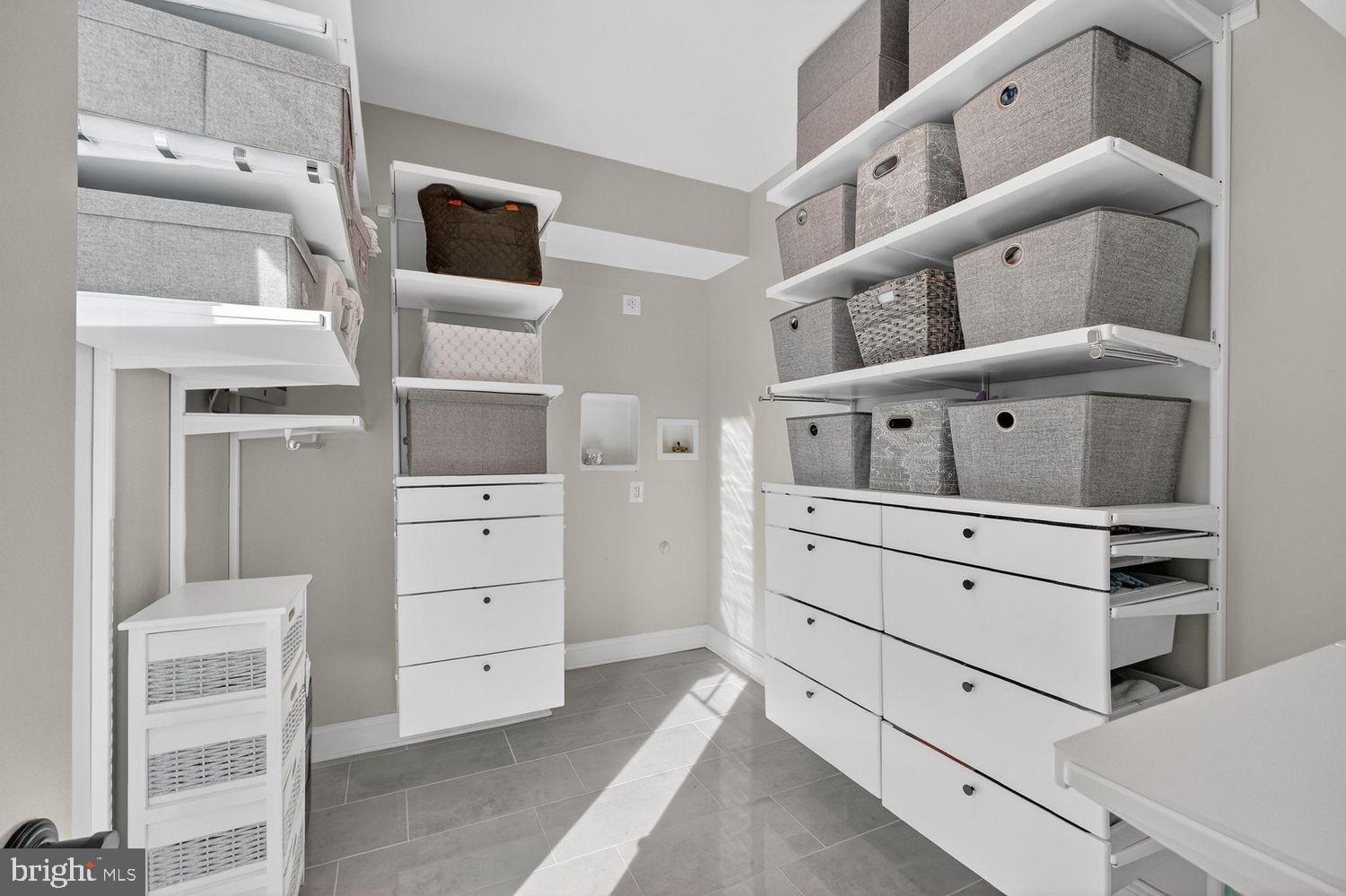 4803 SMOKEY COURT