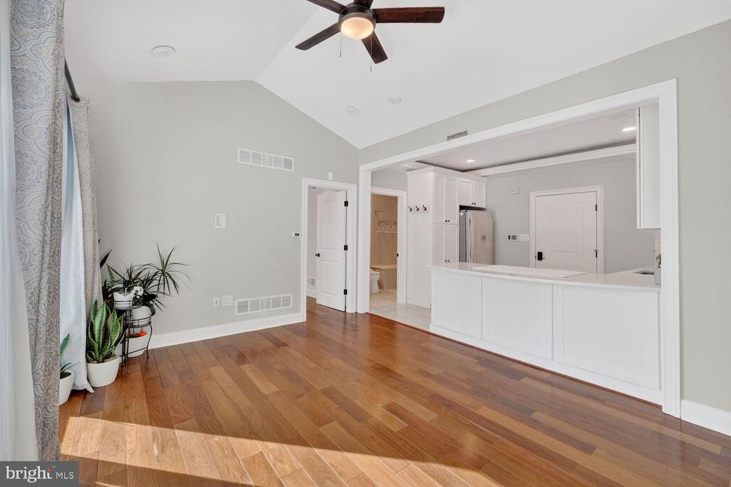 4803 SMOKEY COURT