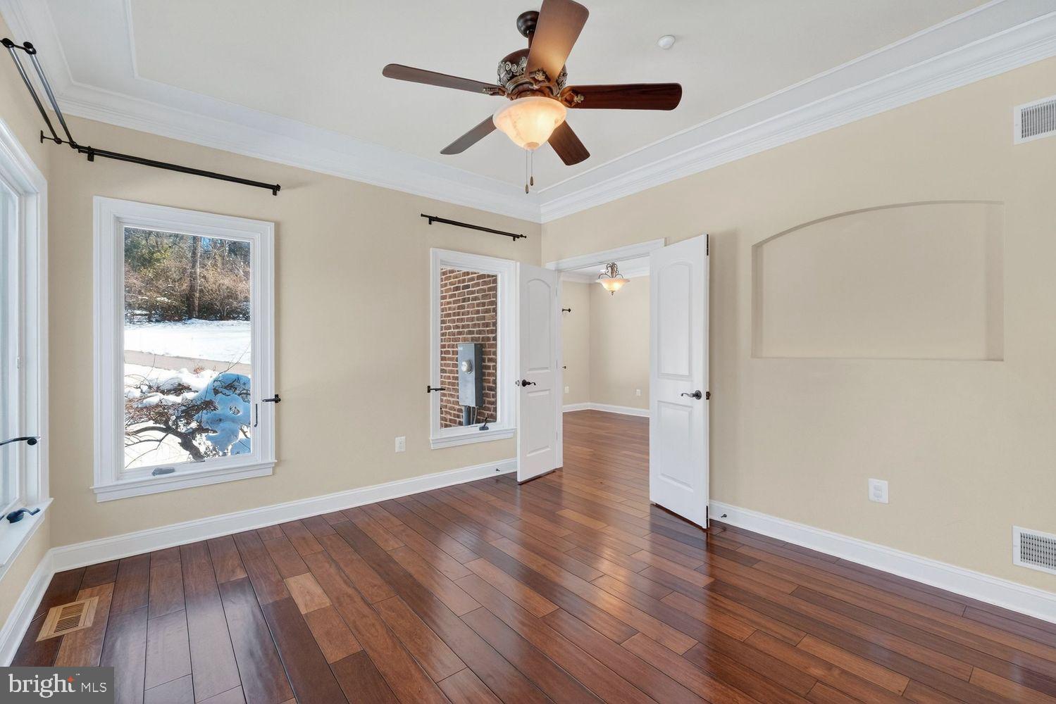 4803 SMOKEY COURT