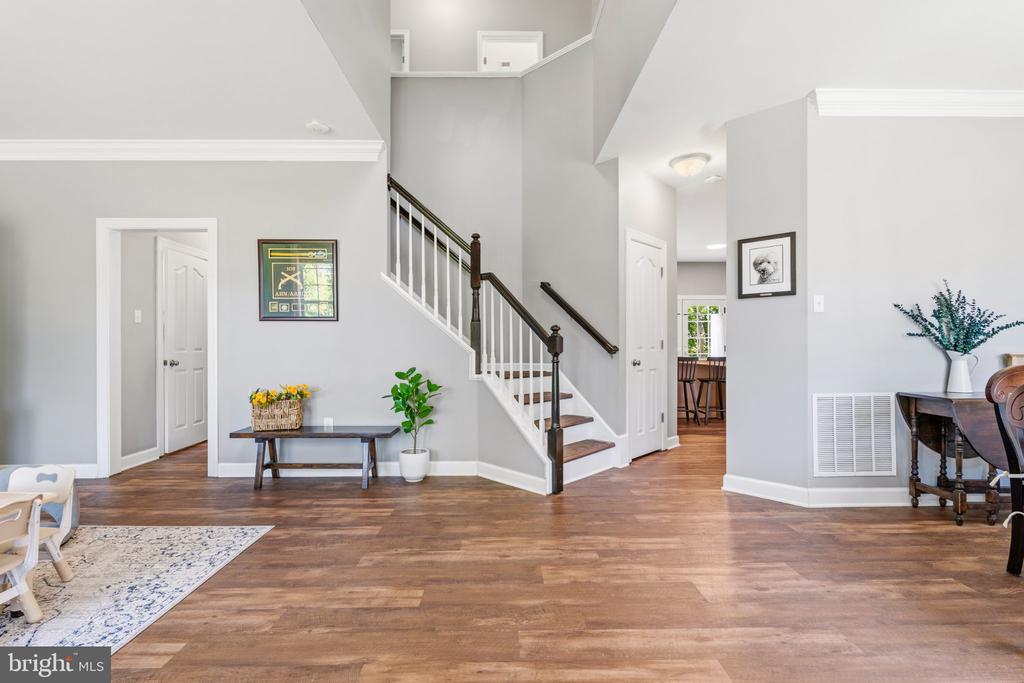 8494 DEVON LANE