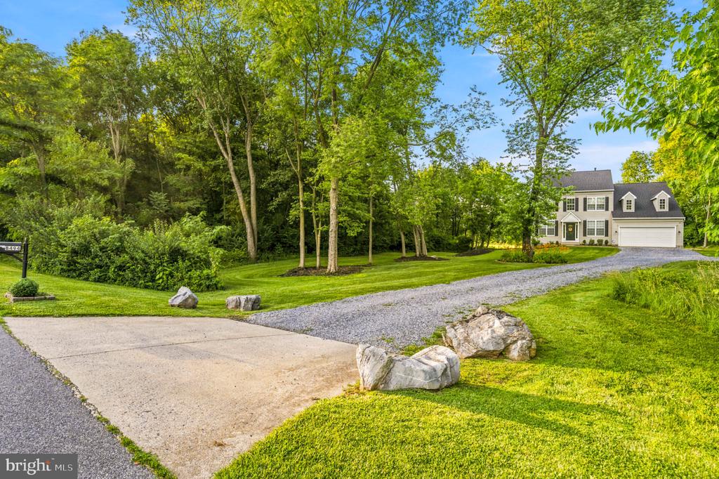 8494 DEVON LANE