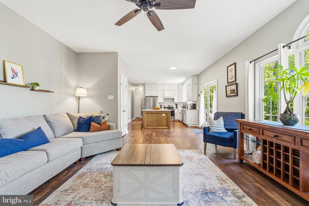 8494 DEVON LANE