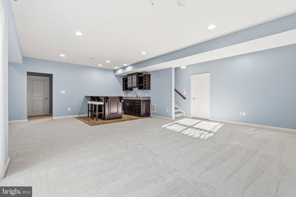 731 HOLDEN ROAD