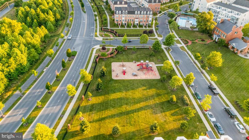 731 HOLDEN ROAD