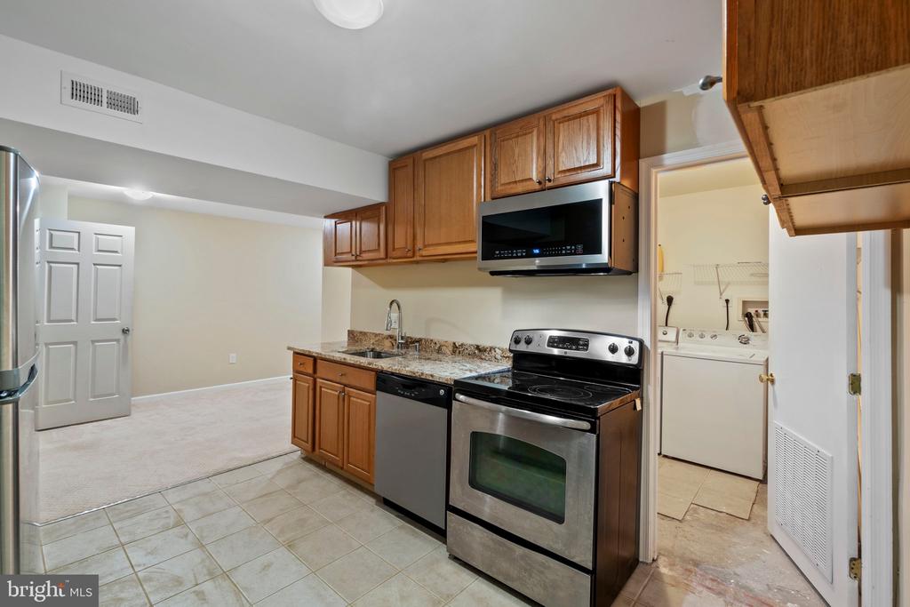 5 Redbud Ct